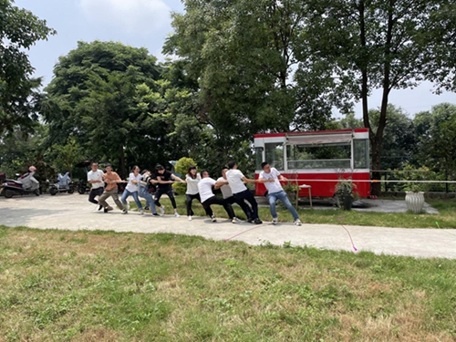 �����l(f��)չ��˾���ж��^�M(j��n)�����h������������l(f��)չ��˾�_չ����(hu��)���(d��ng)